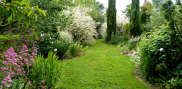 le_jardin_de_cassandra_-_region_bourgogne_-_photo_ndeg1