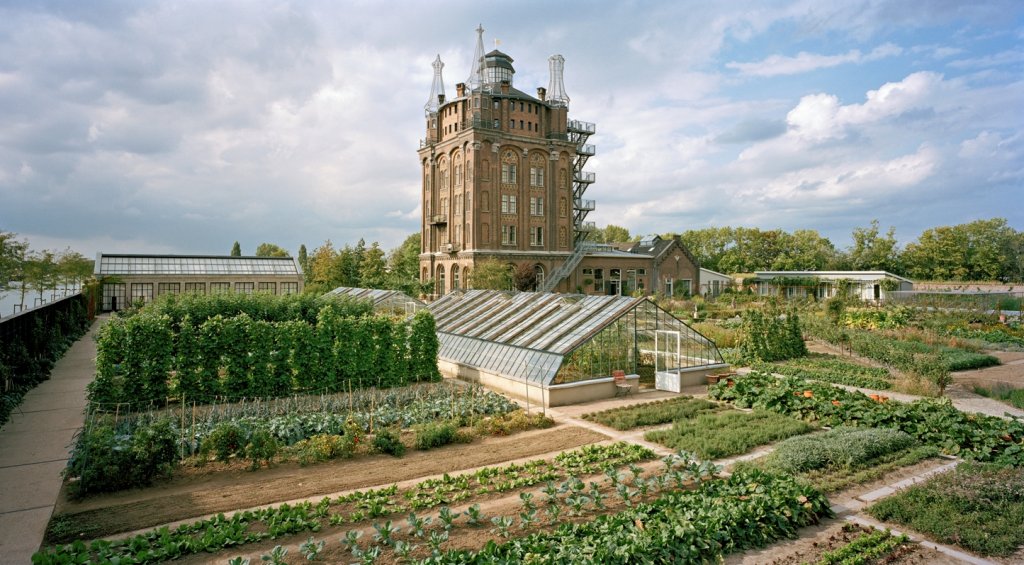 Villa Augustus_in de watertoren is het hotel gerealiseerd