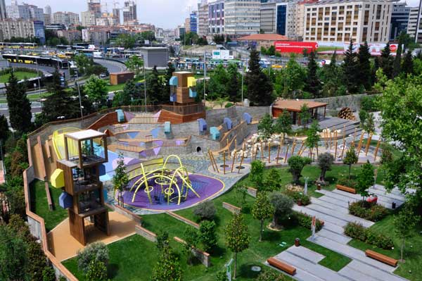 Zorlu-Center_Oguz-Meric-12222