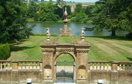 sherborne_castle_dorset_c_visitengland_peter_booton_264x168