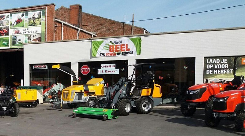 Firma Beel ecoogische oplossingen voor het machinepark machines professioneel gebruik ecologie natuur duurzaam milieubewust milievriendelijk accu batterijen zitmaaiers Mean Green grasrobot maairobot Belrobotics The Power of Service tuinbouwmachines grondverzetmachines oogstmachines landbouwmachines haagscharen bladblazers bosmaaiers kettingzagen Stihl onkruidbestrijding Greenkiller elektisch Giant machine tips CG Concept groensector