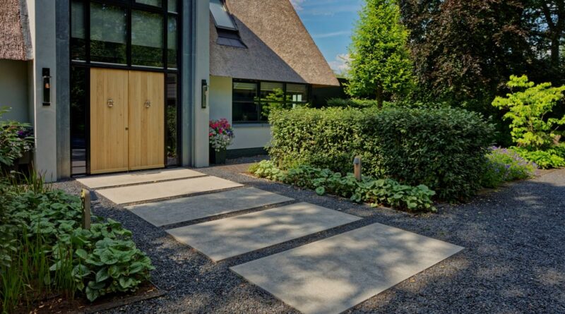 Schellevis® produceert een uniek assortiment aan sierbestrating en elementen van beton. De natuur is een belangrijke inspiratiebron voor de tijdloze producten.