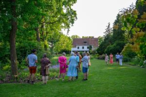 Ga deze zomer kennismaken met de Tuin van Sonia, de gloednieuwe uitbreiding van 1 hectare in Arboretum Kalmthout. Je wandelt er langs 100 nieuwe bomen en 15.000 nieuwe vaste planten.