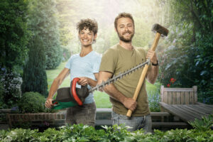 Tuinaannemers Eef Coolen en Jaan Van Kerkhoven van het VTM-programma 'Goed Geplant'.