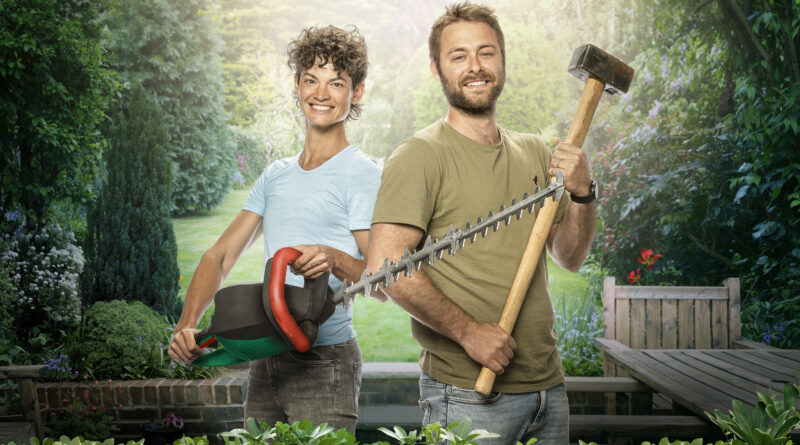 Tuinaannemers Eef Coolen en Jaan Van Kerkhoven van het VTM-programma 'Goed Geplant'.