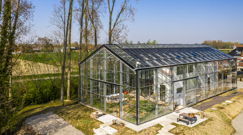 KASECO: DE ALLEREERSTE AUTONOME BIO-ECOLOGISCHE KASWONING, WONEN IN EEN DUURZAME SERRE