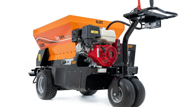 ELIET introduceert zelfrijdende topdresser