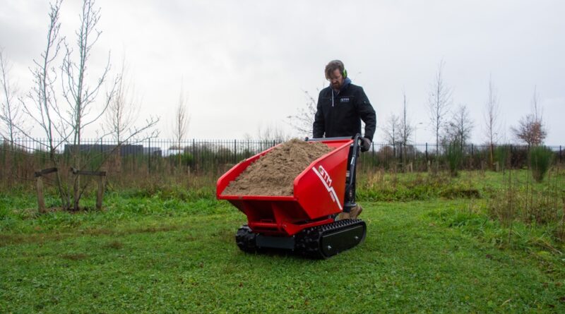 Nieuwe dumper van GTM Professional met uitwisselbaar rupsonderstel.