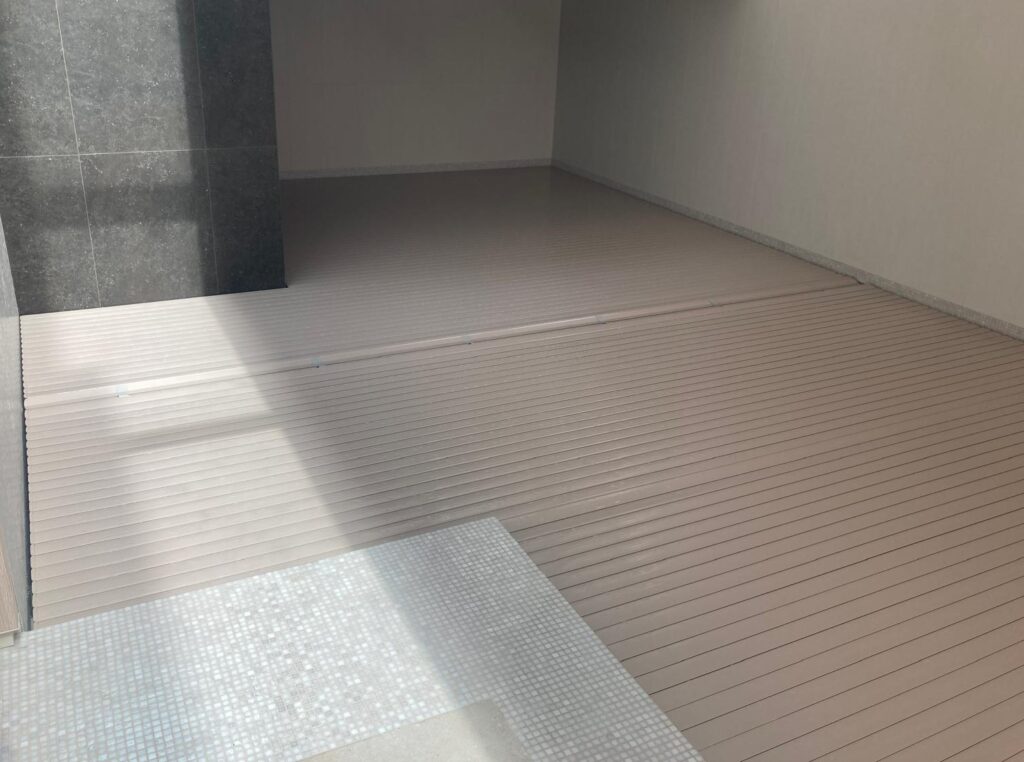 Ocea International nv heeft een goede reputatie opgebouwd als fabrikant van zwembadafdekkingen en is de partner bij uitstek voor gepersonaliseerde oplossingen.