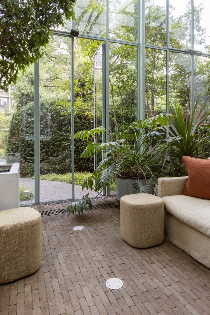 Kleiklinkers in het interieur: een boeiend effect