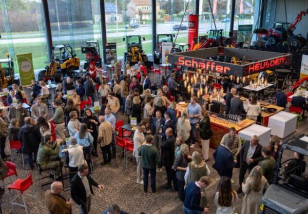 Op zaterdag 25 oktober werden in Sint-Truiden de knapste tuinen van Vlaanderen bekroond tijdens de feestelijke uitreiking van de wedstrijd 'De Vlaamse Tuinaannemer 2025'.