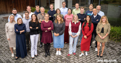 Als onderdeel van Pollet Pool Group combineren we Europese slagkracht met lokale verankering. Want dicht bij de zwembadbouwer staan en jouw job efficiënter en makkelijker maken, dat is waar het bij ons om draait. Zo kan jij focussen op wat écht belangrijk is: tevreden klanten en knappe zwembadrealisaties. 