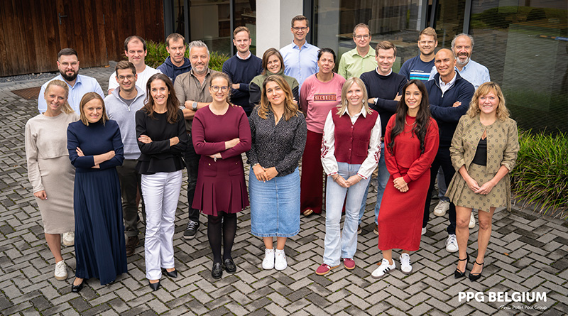Als onderdeel van Pollet Pool Group combineren we Europese slagkracht met lokale verankering. Want dicht bij de zwembadbouwer staan en jouw job efficiënter en makkelijker maken, dat is waar het bij ons om draait. Zo kan jij focussen op wat écht belangrijk is: tevreden klanten en knappe zwembadrealisaties. 